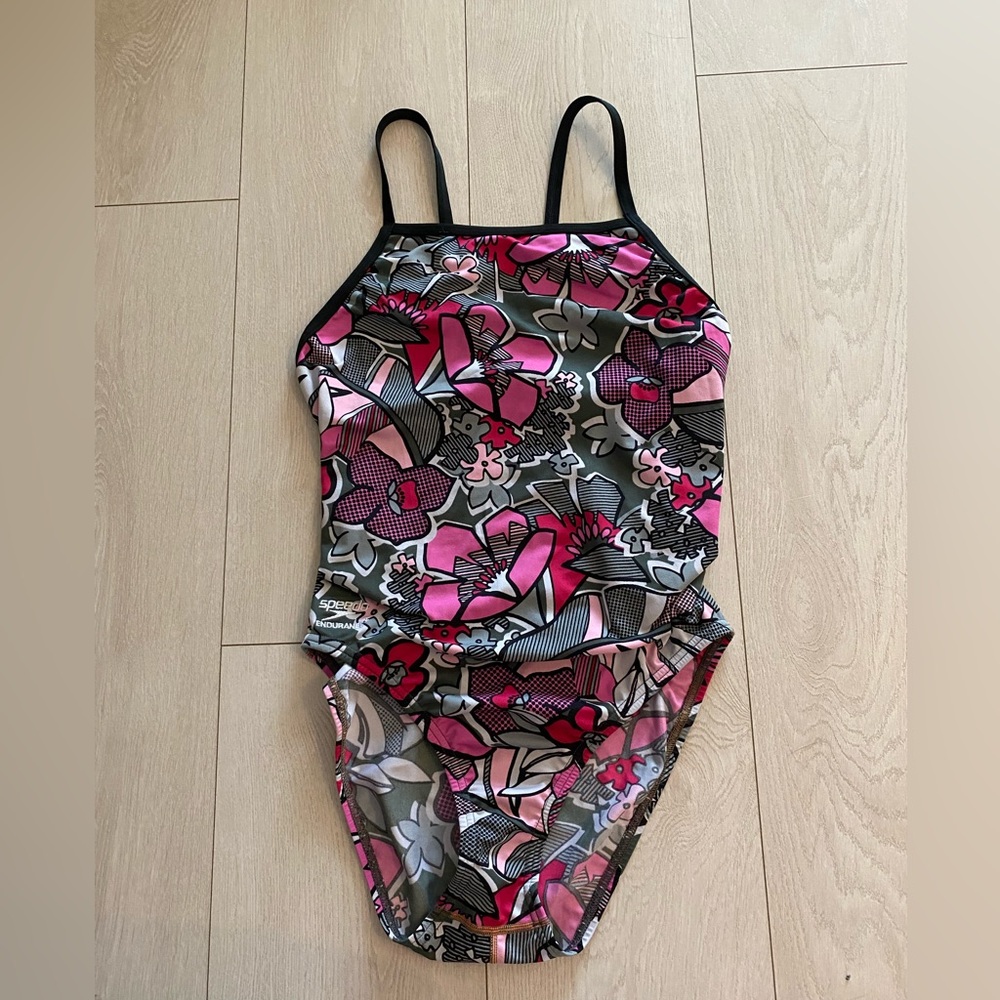 Speedo endurance pink and black full piece bathing suit